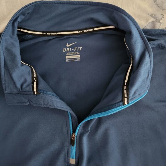 Men's - NIKE Running 1/4 zip top - Picture 2 of 7
